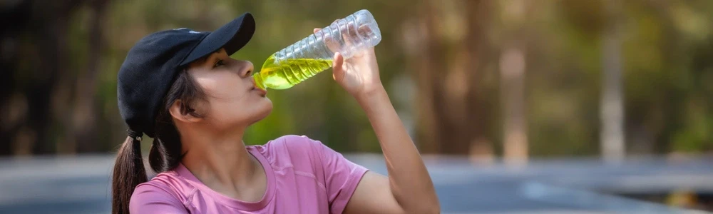 Kas ir elektrolīti un kāpēc tie ir svarīgi?