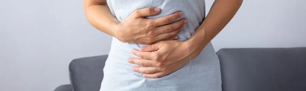 5 simptomi, kas var liecināt, ka ir aklās zarnas iekaisums jeb apdendicīts