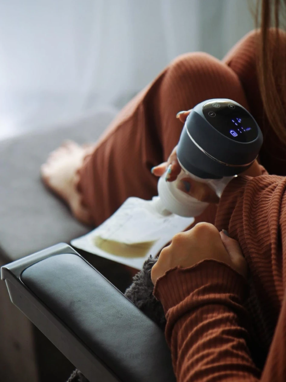 LOLA&LYKKE электрический и умный молокоотсос | internetaptieka.lv